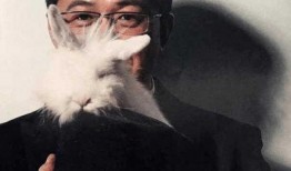 卓伟最新爆料张,张姓艺人疑涉重大丑闻，真相即将揭晓
